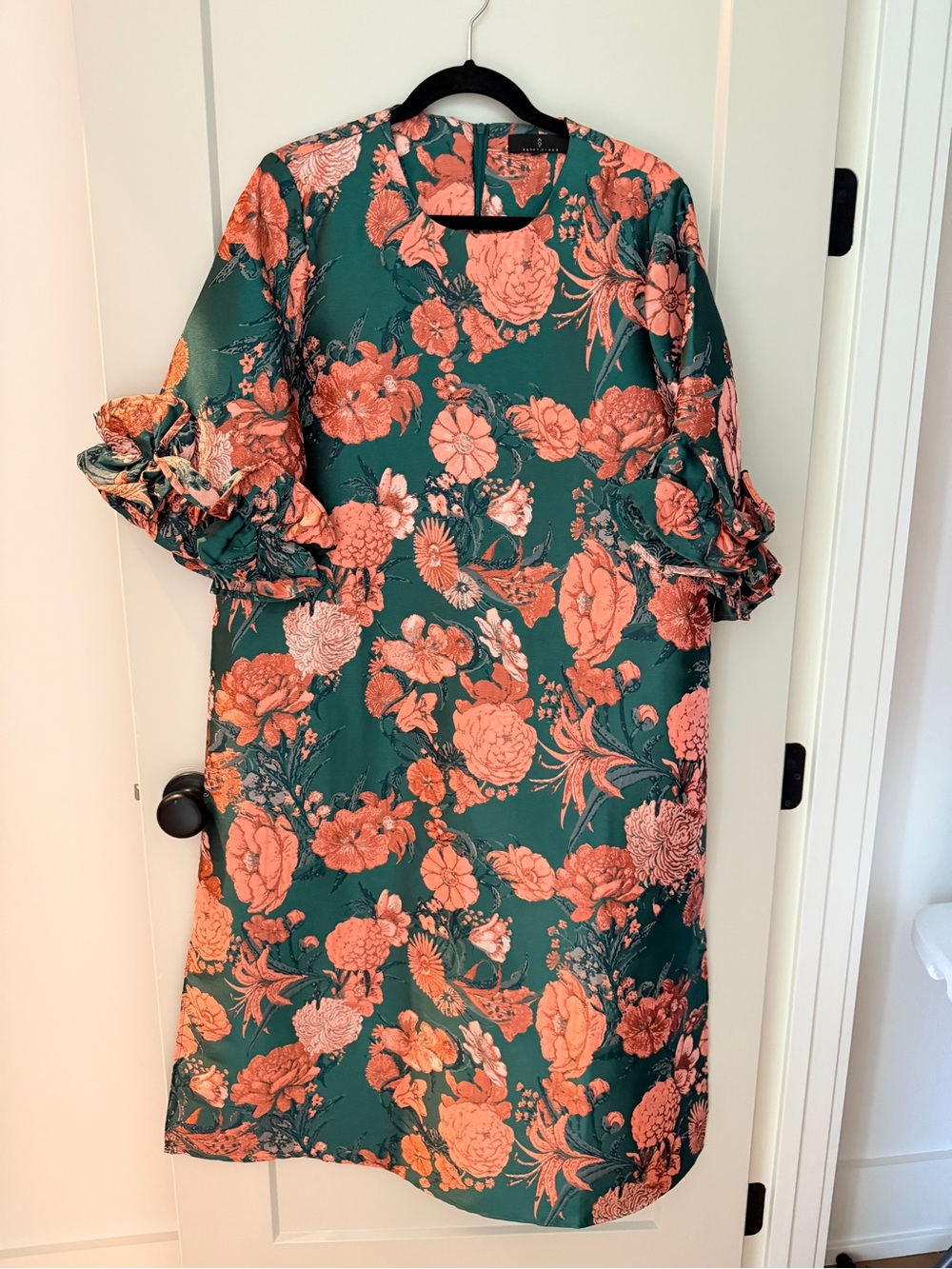 Floral midi Shift Dress in Green and Coral